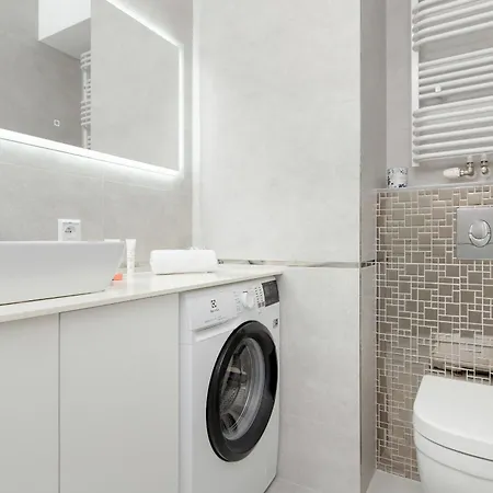 Apartament Bastion Walowa With Parking By Renters Prestige *